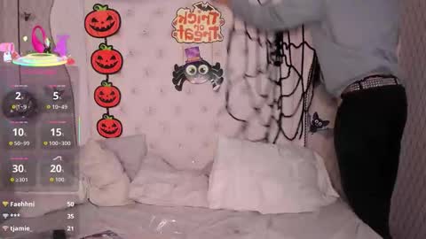 oliiverr22 online show from October 31, 12:16 pm