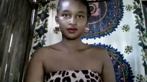 olinah610 online show from April 18, 7:21 am