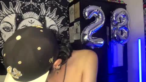 Oliver fast online show from February 19, 8:02 am