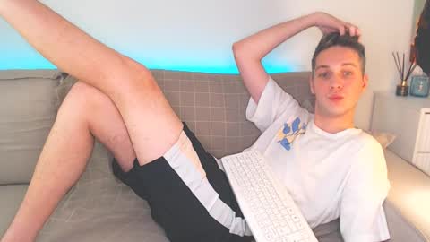 Oliver online show from January 29, 9:28 pm