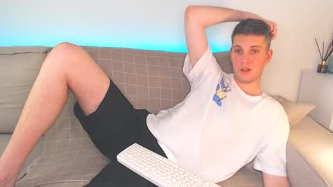 Oliver online show from January 23, 7:29 pm