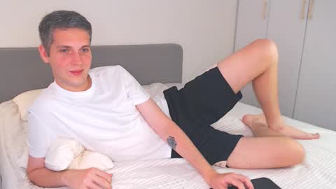 Oliver online show from September 13, 12:07 pm