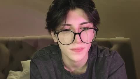 oliver online show from February 12, 7:39 pm