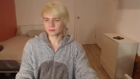 Oliver online show from December 22, 1:56 am