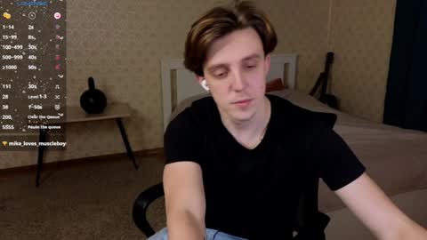 Oliver Evans online show from December 10, 11:51 pm