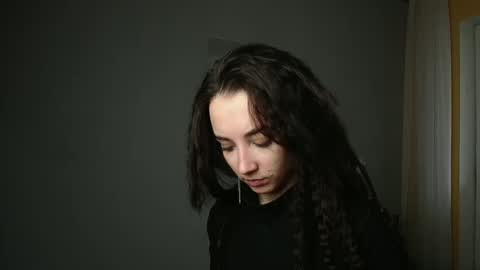 Snapshot of olivia_oliv chatting on February 11, 12:36 pm Olivia online show from February 11, 12:36 pm