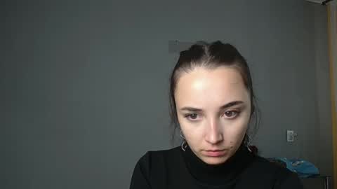 Snapshot of olivia_oliv chatting on October 12, 10:08 am Olivia online show from October 12, 10:08 am