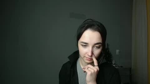 Snapshot of olivia_oliv chatting on February 15, 5:07 pm Olivia online show from February 15, 5:07 pm