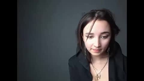 Snapshot of olivia_oliv chatting on March 4, 4:09 pm Olivia online show from March 4, 4:09 pm
