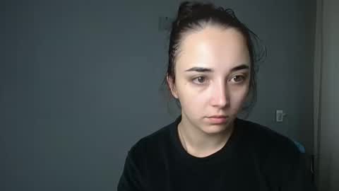 Snapshot of olivia_oliv chatting on October 19, 11:26 am Olivia online show from October 19, 11:26 am