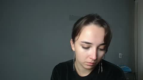 Snapshot of olivia_oliv chatting on October 20, 12:21 pm Olivia online show from October 20, 12:21 pm