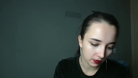 Olivia online show from November 29, 4:36 pm