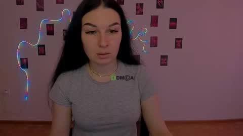 Sweet Olivia online show from March 9, 9:25 am