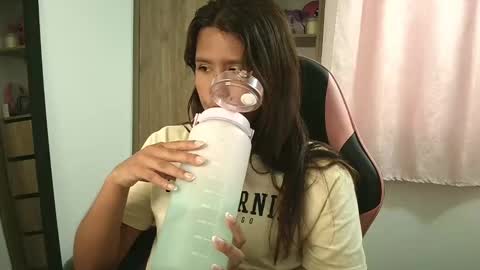 Olivia online show from September 17, 2:53 pm