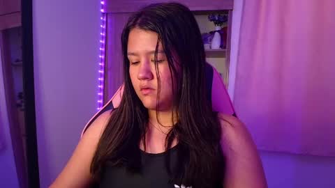 Olivia online show from April 4, 12:12 pm