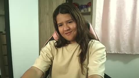 Olivia online show from October 24, 1:34 pm