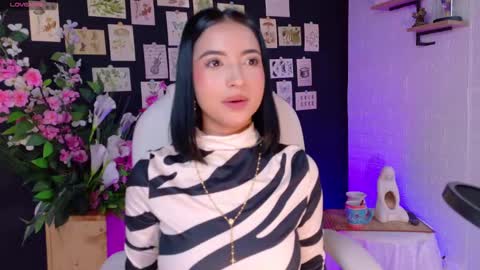 Olivia Mcneill  online show from January 20, 12:28 pm