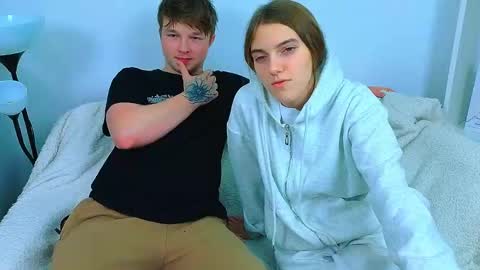 Olli and Stiw online show from May 16, 7:56 pm