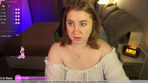 Snapshot of ollydoll chatting on October 11, 8:34 pm OllyDoll online show from October 11, 8:34 pm