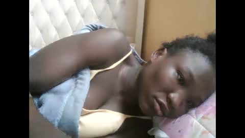 olwami4 online show from March 8, 8:18 am