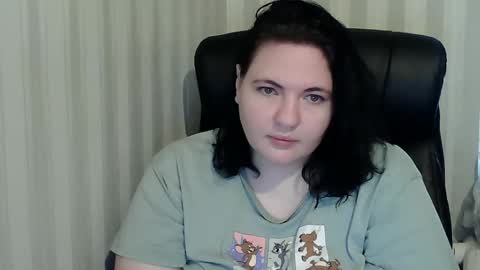 Snapshot of olyaandnetty chatting on October 20, 8:08 am OlyaAndNetty online show from October 20, 8:08 am