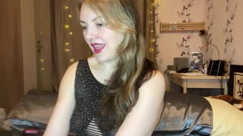 omgthatmature online show from January 18, 1:41 am