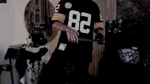     ... online show from November 19, 4:01 am