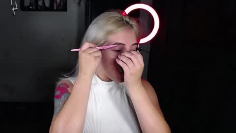 YIN MIGUEL online show from January 11, 10:49 pm