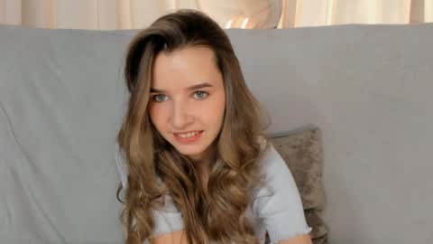 onyxvespera online show from April 8, 7:00 am