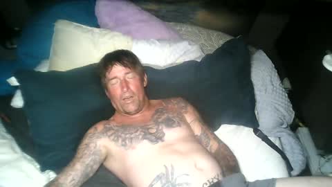 oohgodudevil online show from July 7, 6:26 am