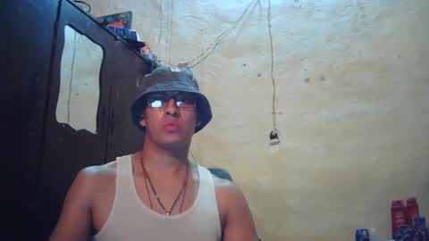 oomaurooo online show from September 20, 7:11 am