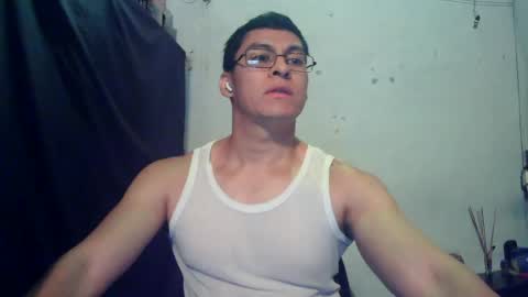 oomaurooo online show from June 18, 4:40 am