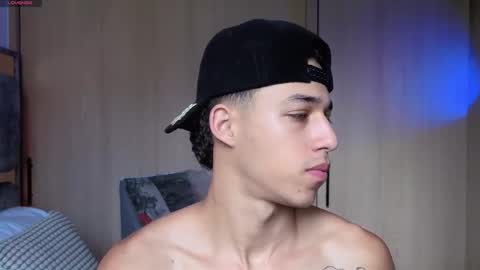 Orionblaze 69  online show from November 1, 7:35 pm