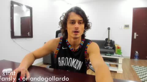 Fansly and Instagram -  online show from January 12, 9:08 am