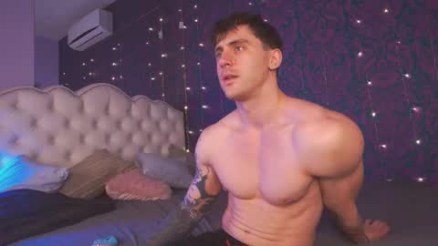 Oscar online show from November 27, 9:22 pm