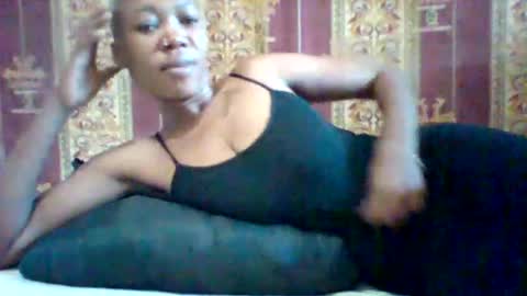 oshee444 online show from February 26, 5:33 am