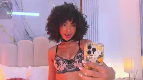 Snapshot of oshun_25 chatting on September 17, 12:52 pm Oshun online show from September 17, 12:52 pm