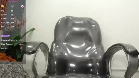 Bear Gael online show from April 16, 8:09 pm