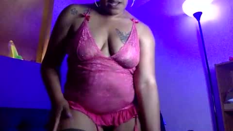 ososweet112 online show from May 24, 3:36 am