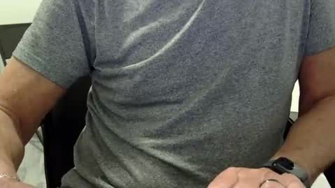 Ossi online show from April 20, 1:52 am