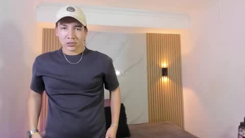 Otto Andrew online show from February 22, 9:06 pm