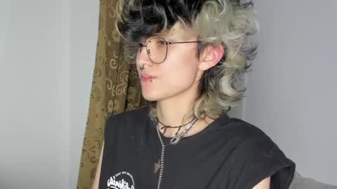 Otto 3 online show from January 21, 5:49 am