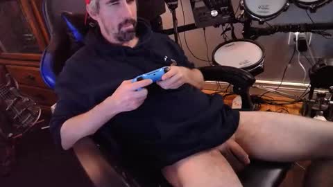 WhiteDaddyCream online show from April 25, 5:53 am