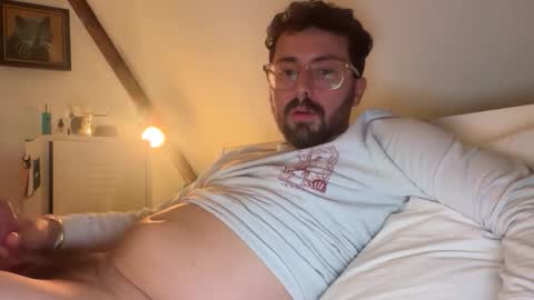 ovidius96 online show from November 19, 7:45 pm