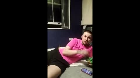 Owen kayz online show from May 22, 1:12 am