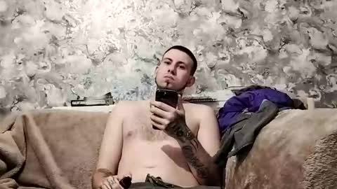 Owen kayz online show from September 24, 8:04 pm