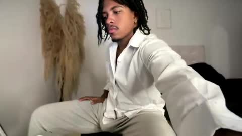 Owen online show from April 18, 12:34 am