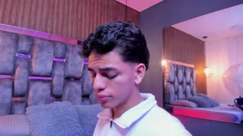 Owen Johnson online show from February 1, 12:02 pm