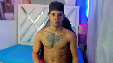 owen blaze online show from April 30, 12:15 am