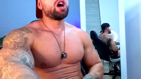 Maximus Owen online show from May 19, 6:04 pm